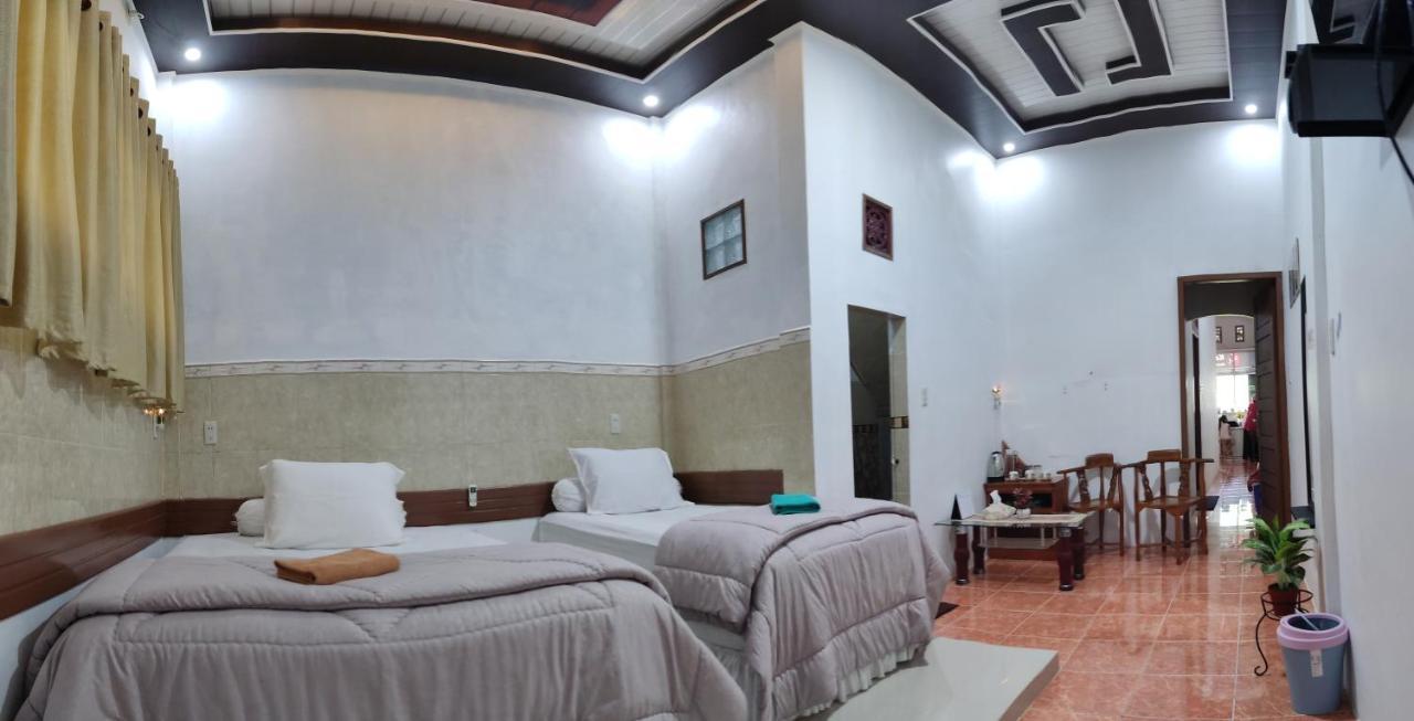 Kana Hasya Homestay "Rumoh Jamee" Meulaboh Exterior photo